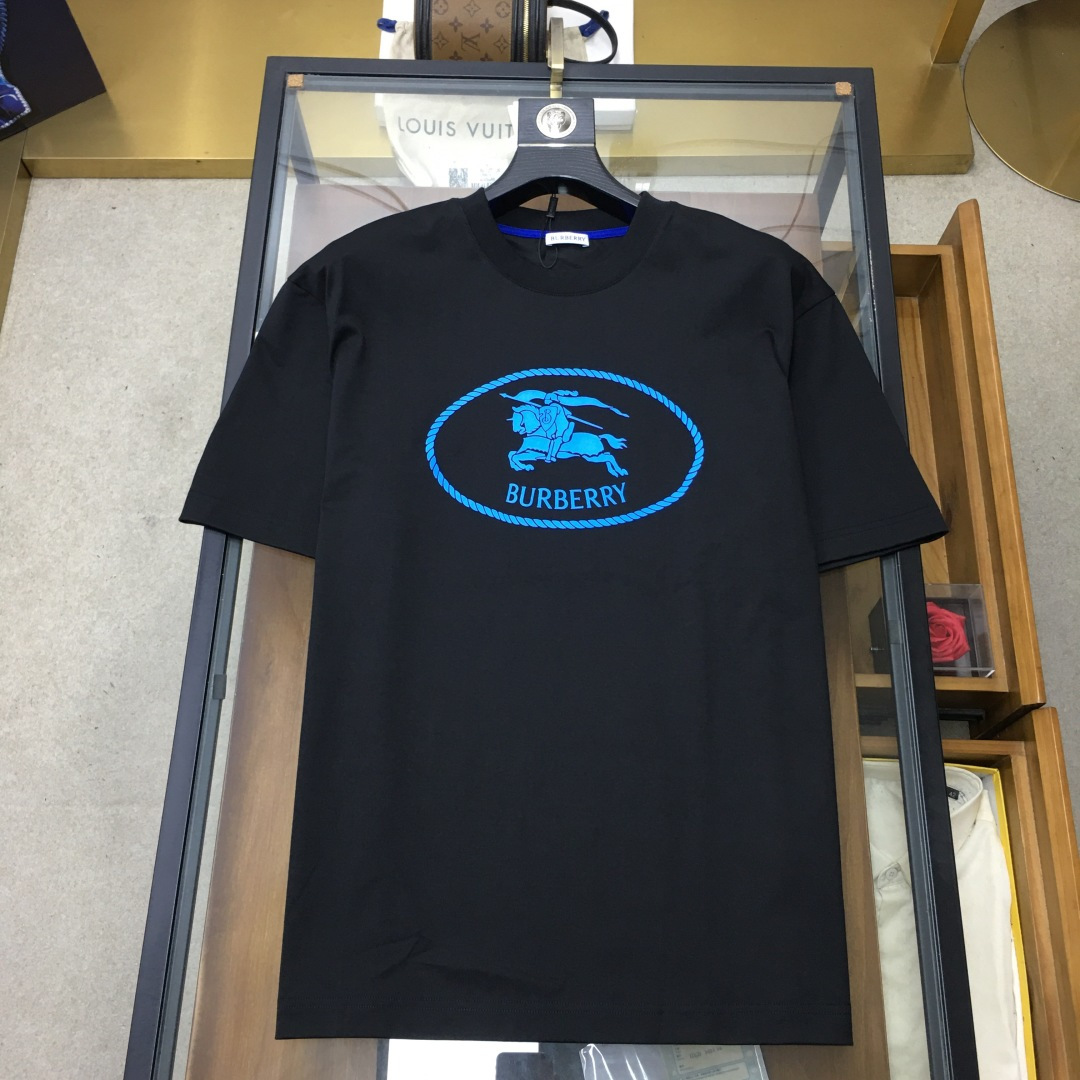 short sleeves