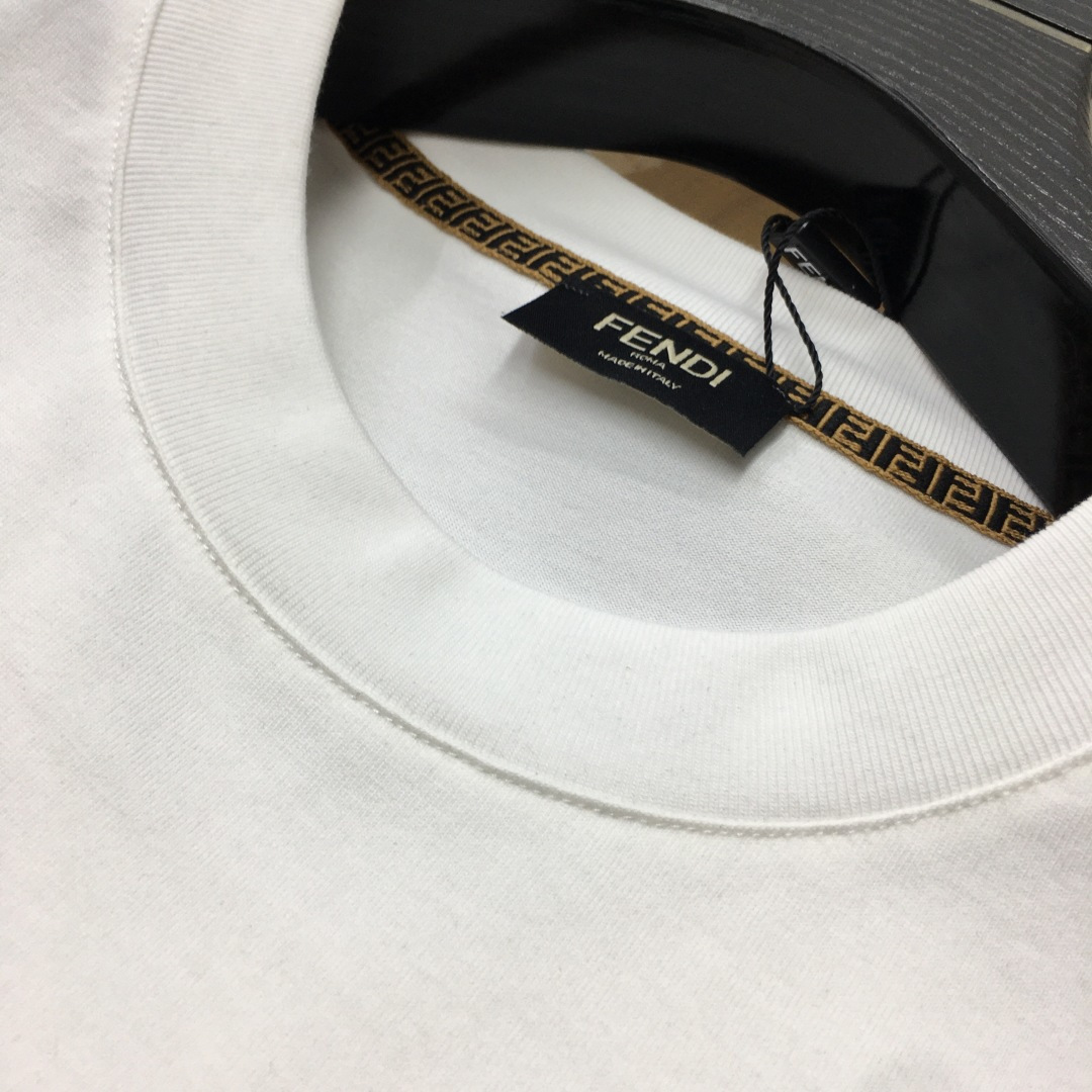 short sleeves