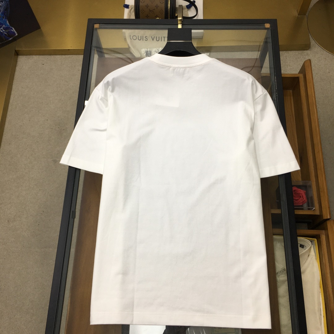 short sleeves