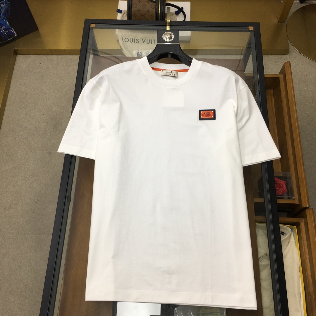 short sleeves