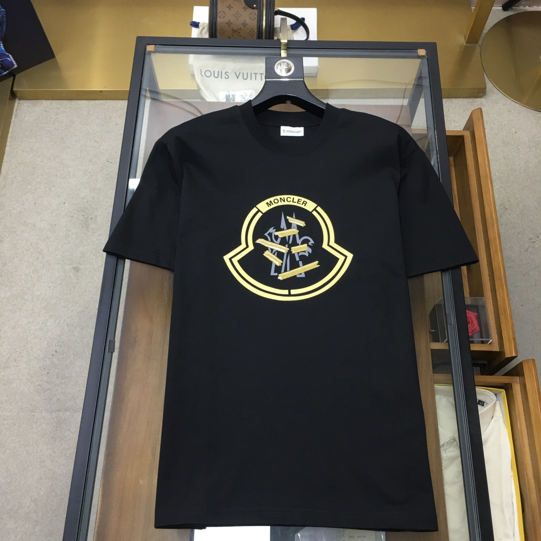 short sleeves