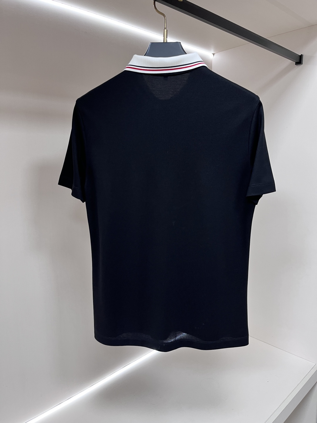 short sleeves