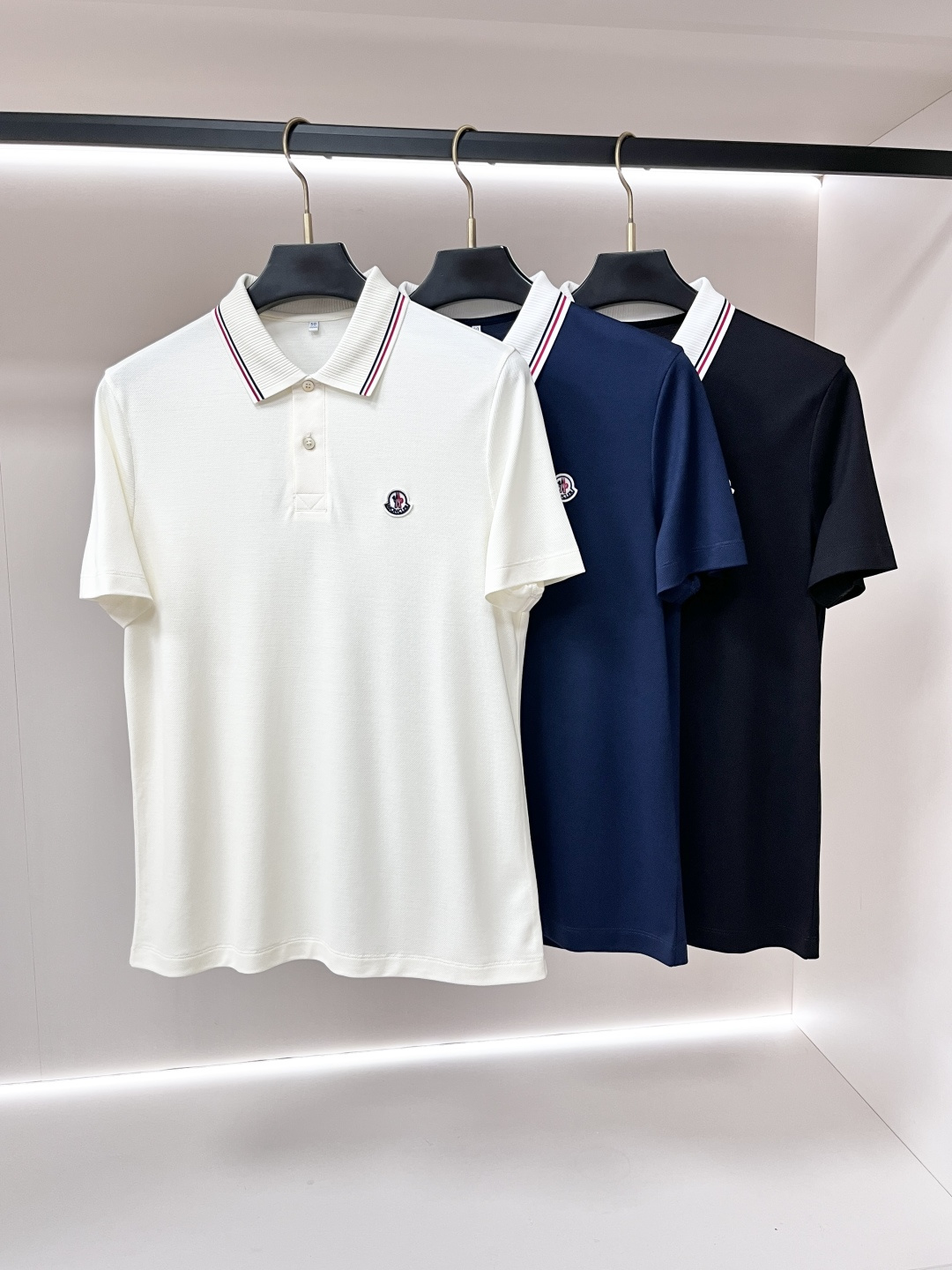 short sleeves