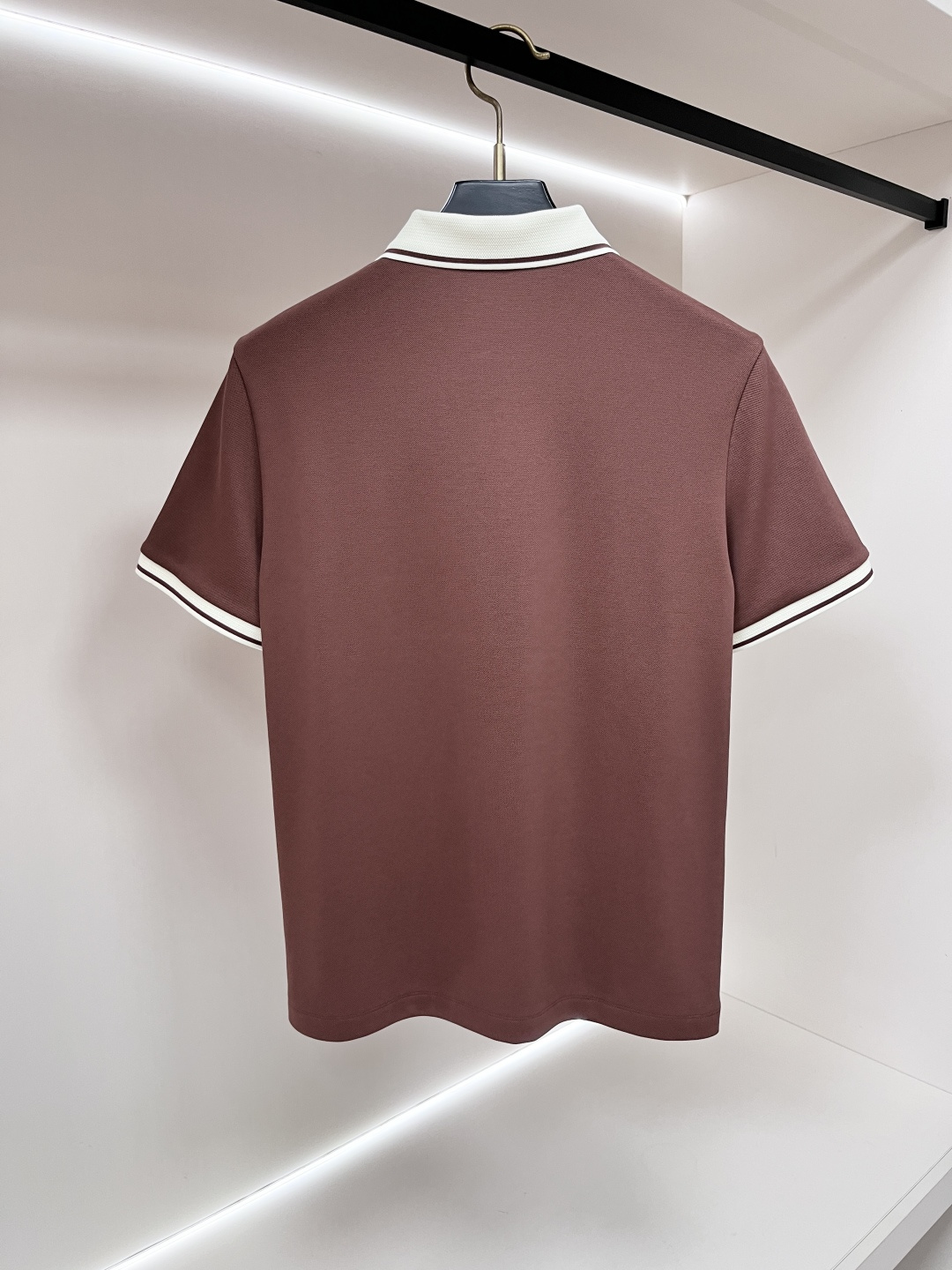 short sleeves