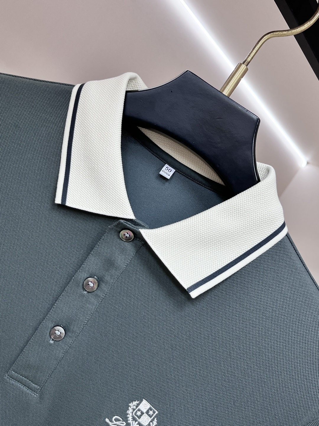 short sleeves
