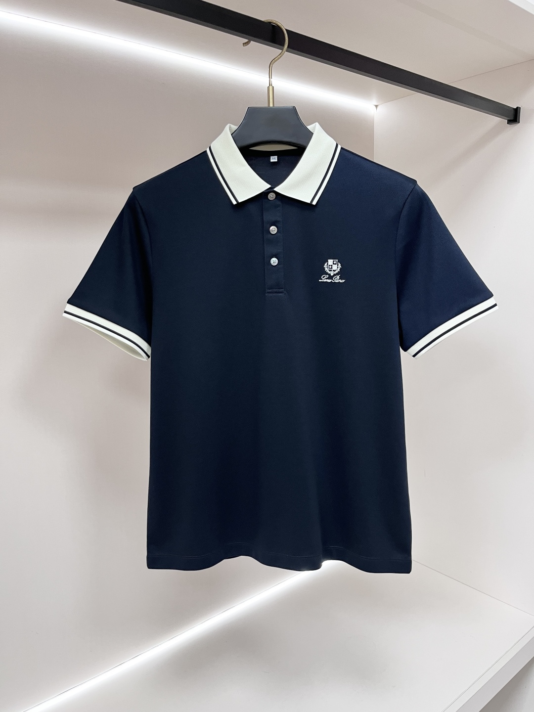short sleeves