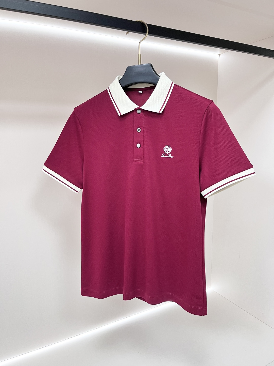 short sleeves