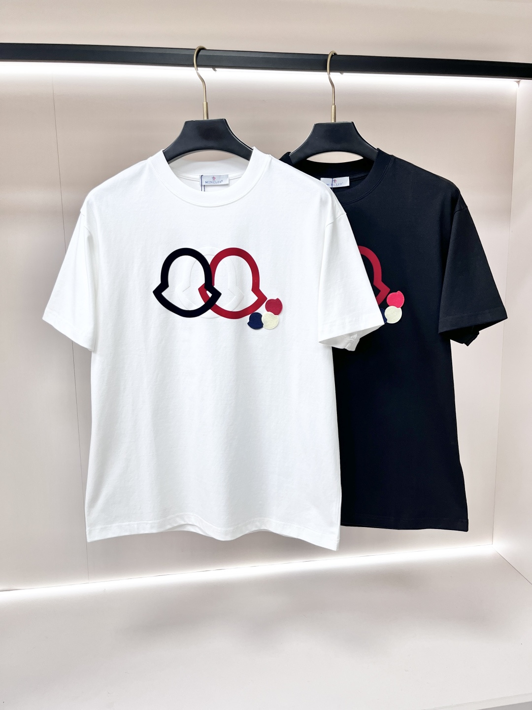 short sleeves