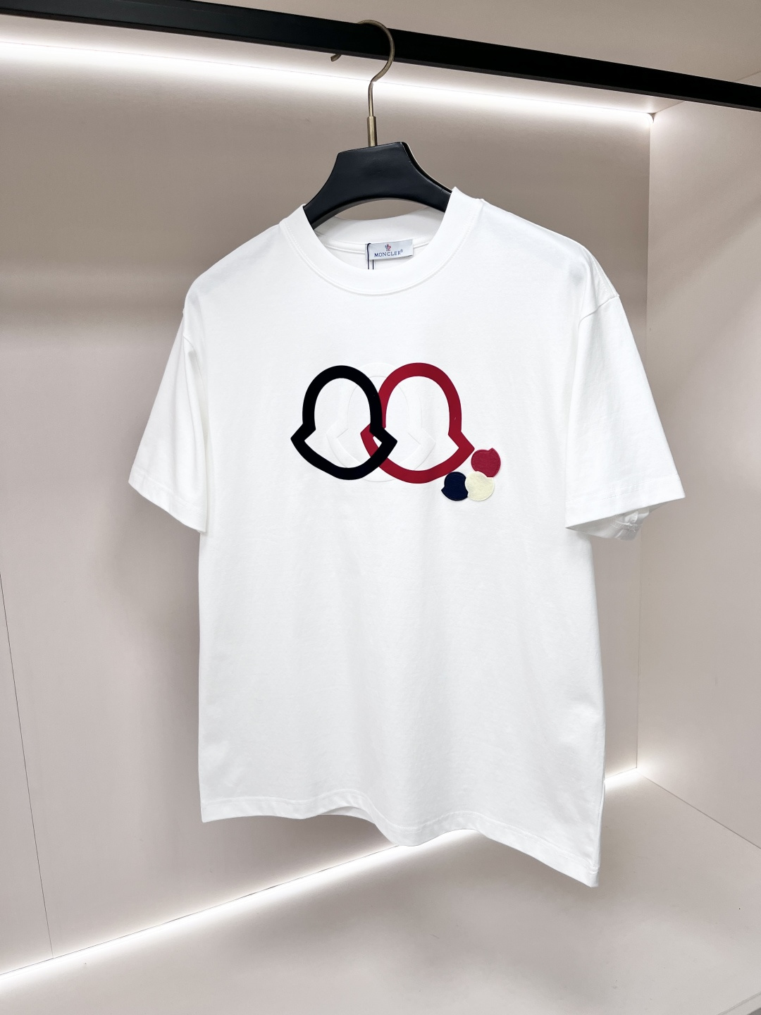 short sleeves