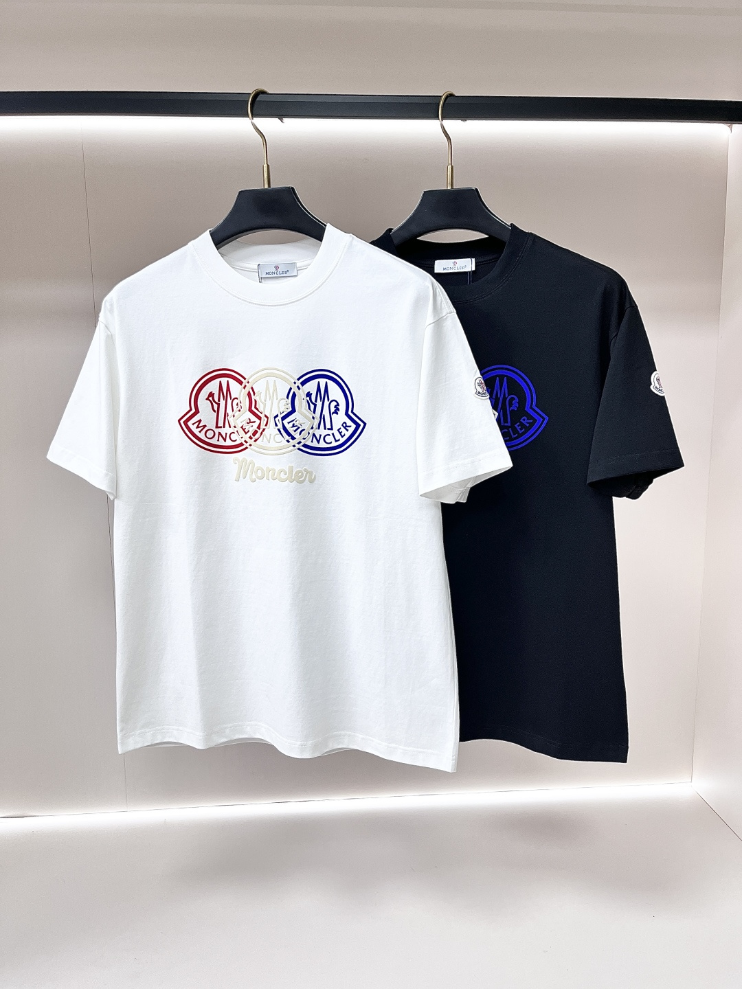 short sleeves