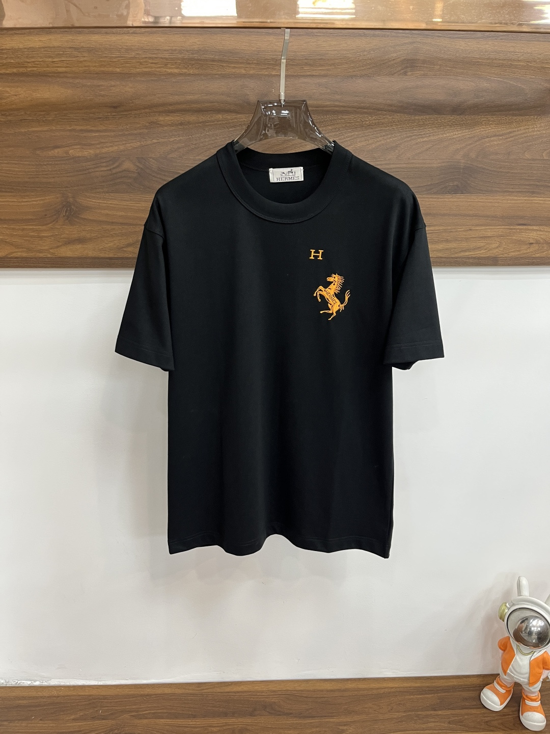 short sleeves