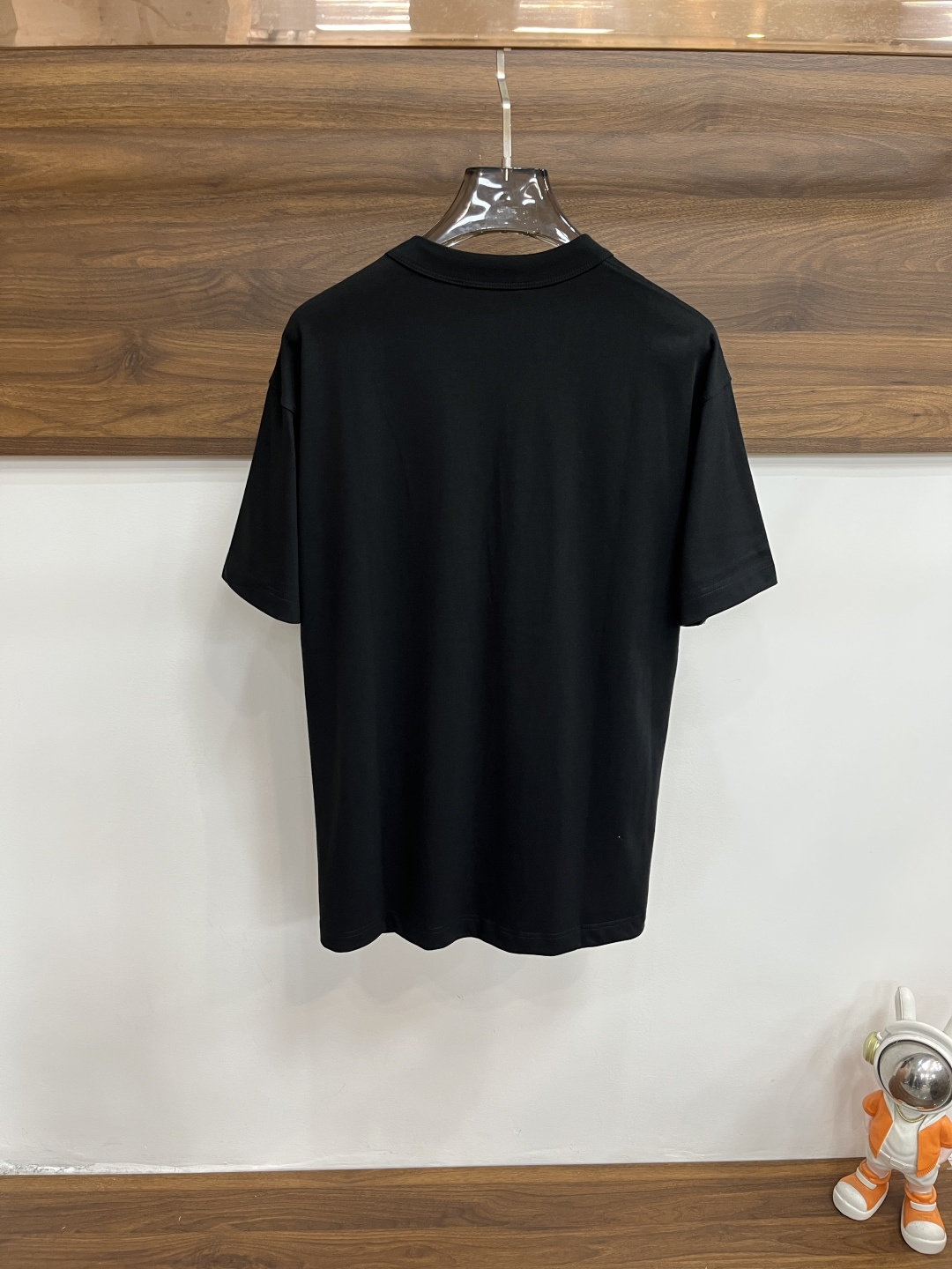 short sleeves