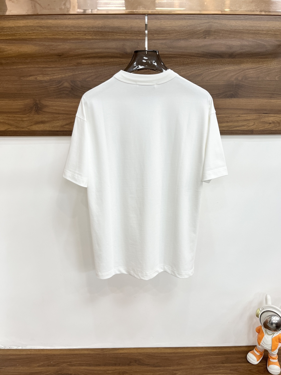 short sleeves