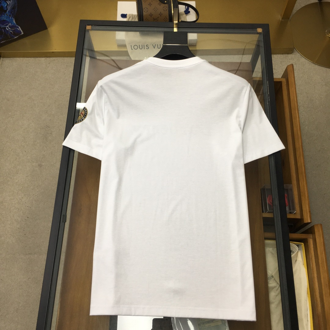 short sleeves