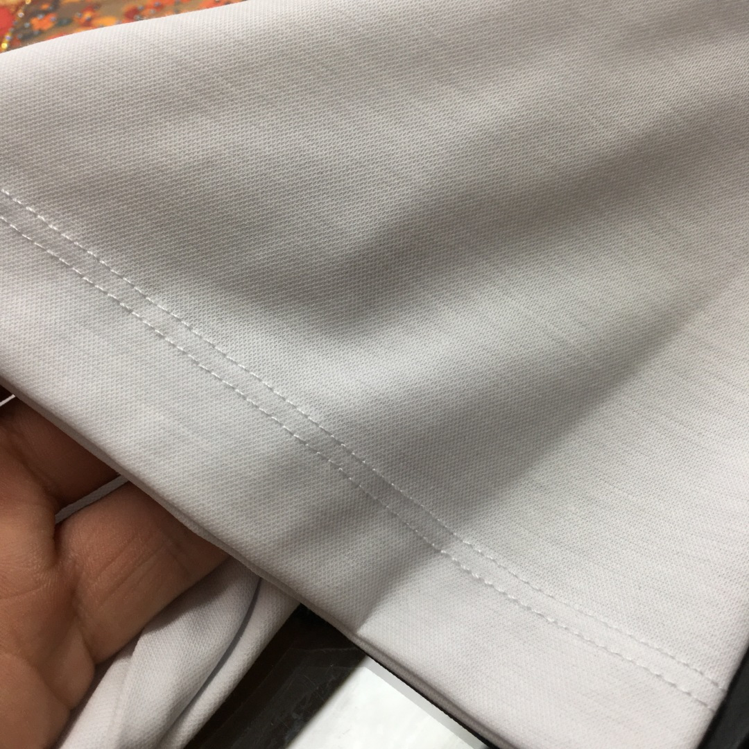 short sleeves