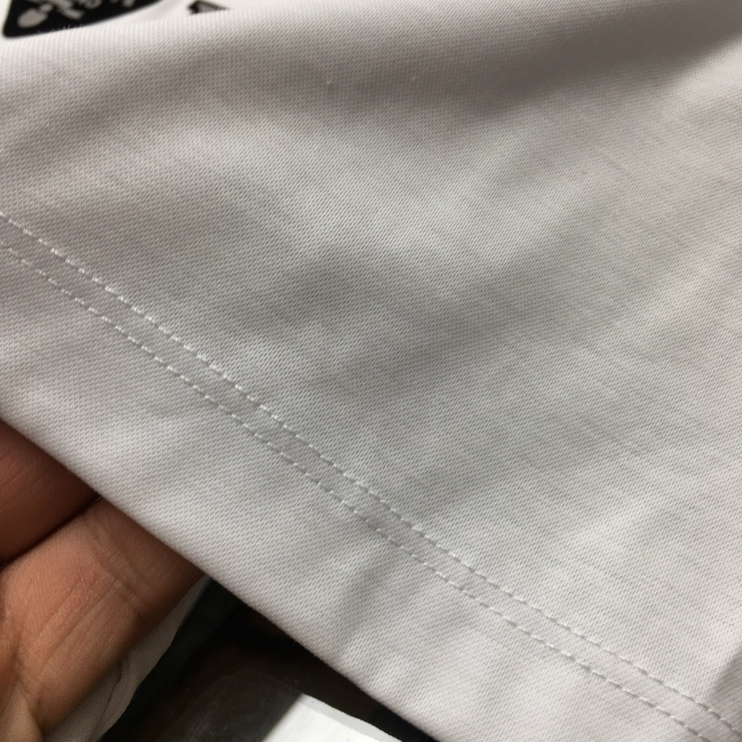 short sleeves