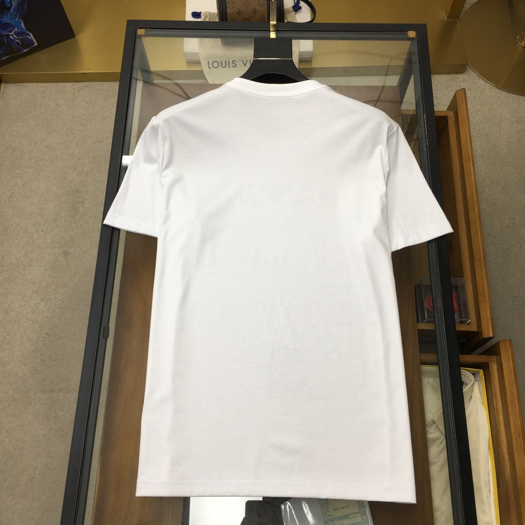 short sleeves
