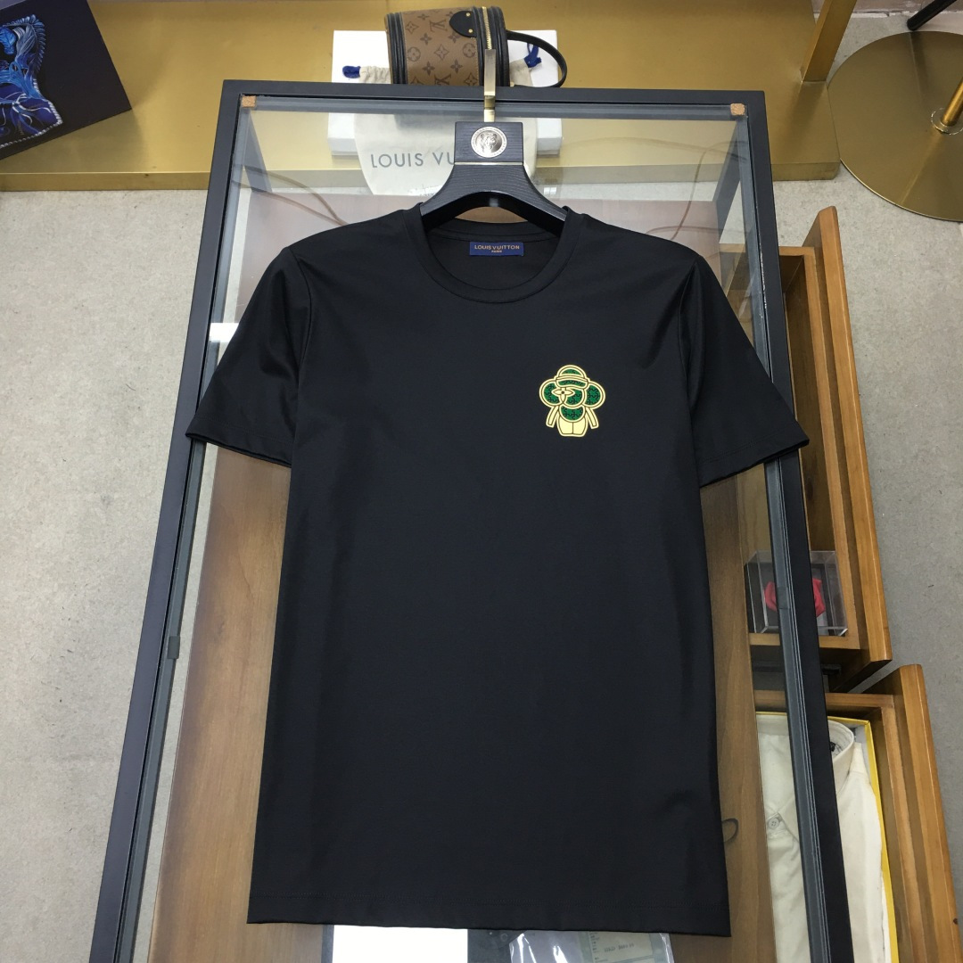 short sleeves
