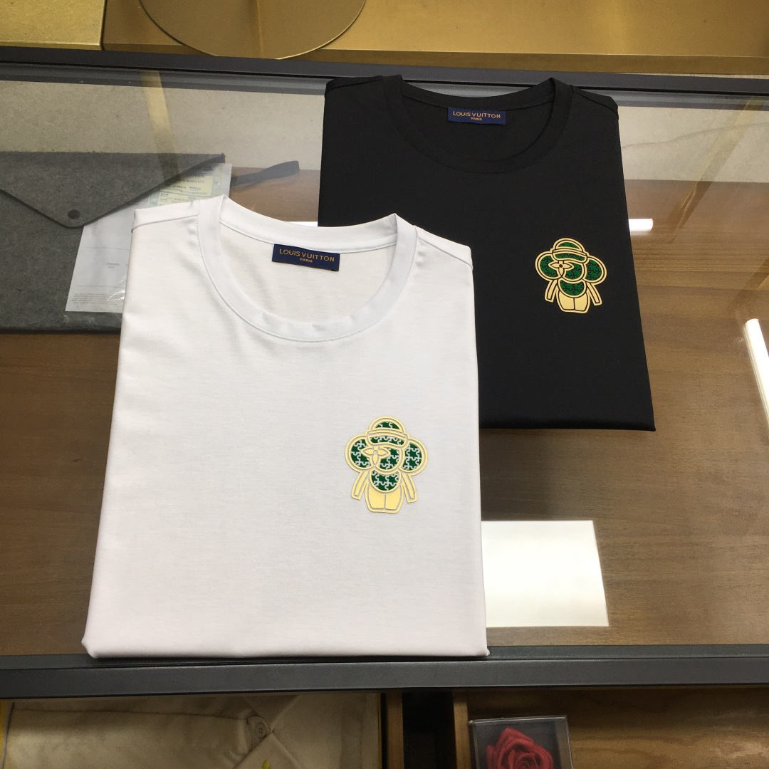 short sleeves