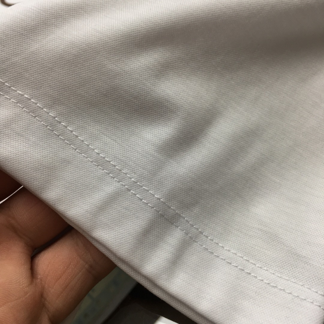 short sleeves