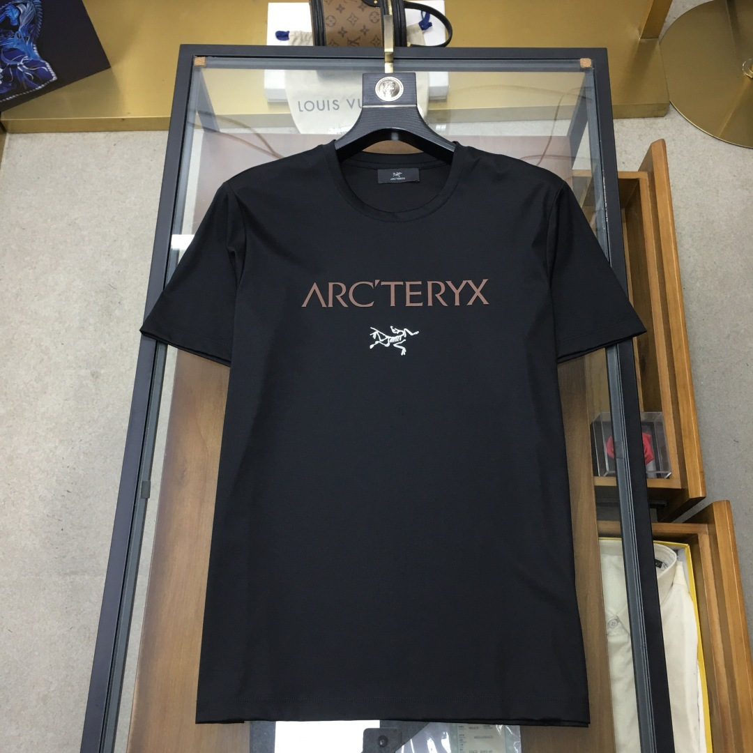 short sleeves