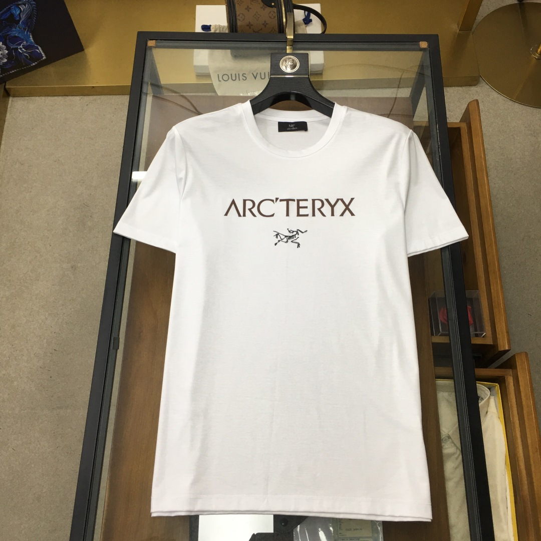short sleeves