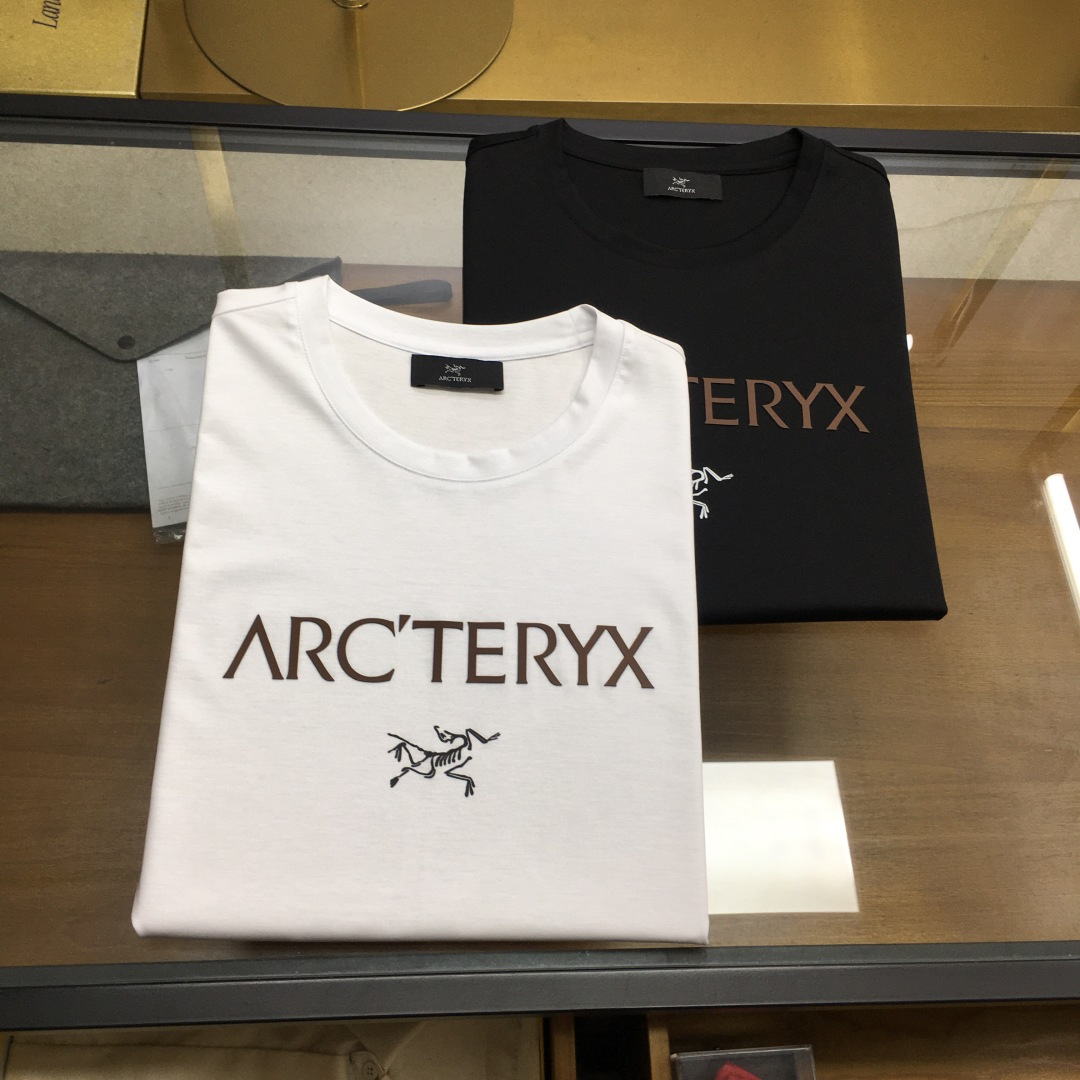 short sleeves