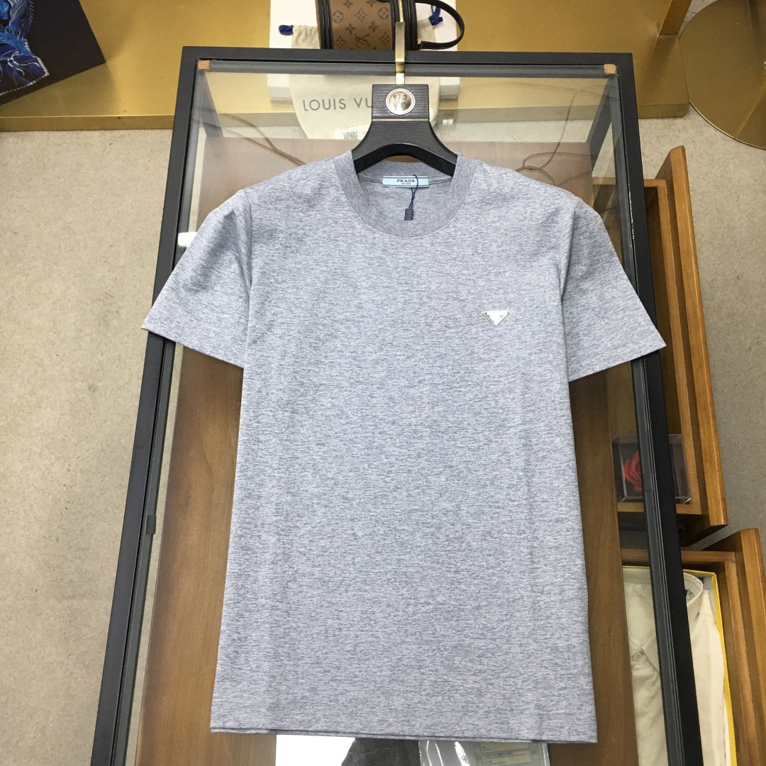 short sleeves