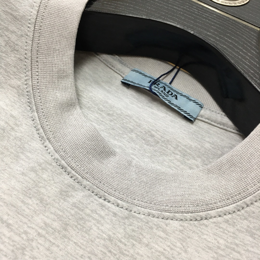short sleeves