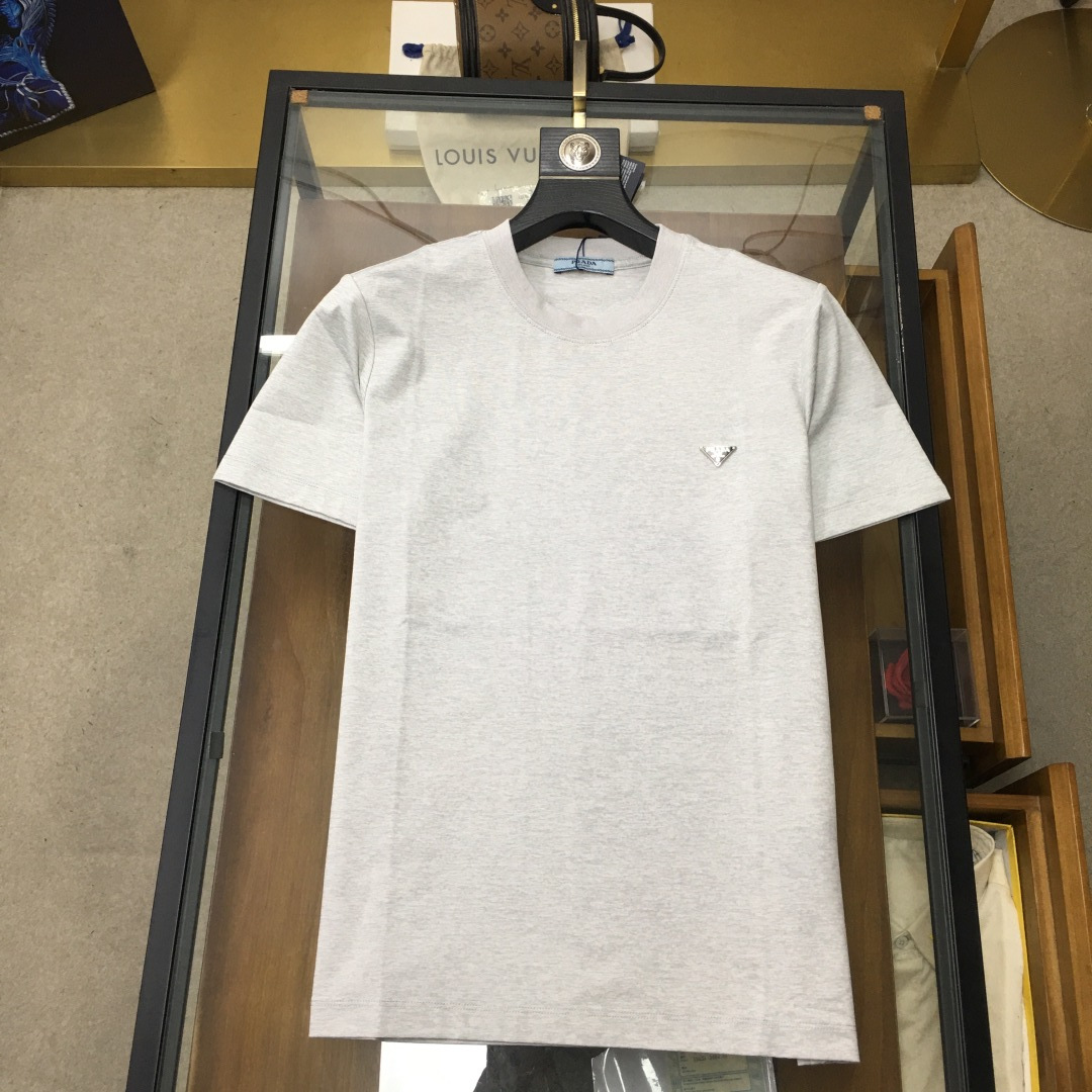 short sleeves