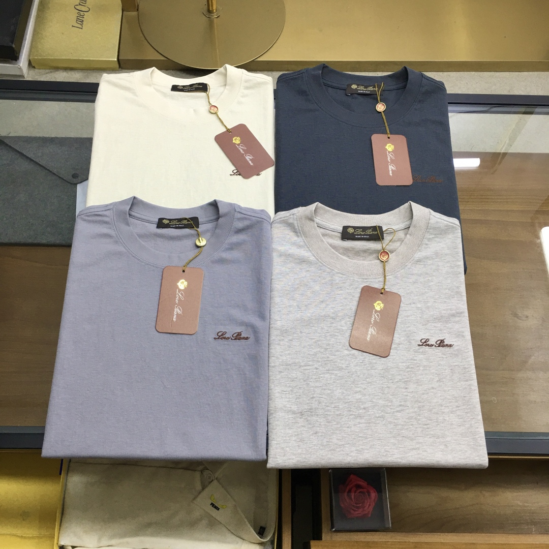 short sleeves