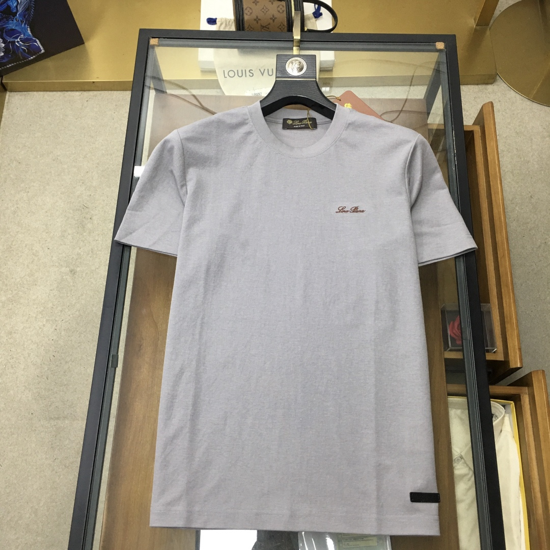 short sleeves