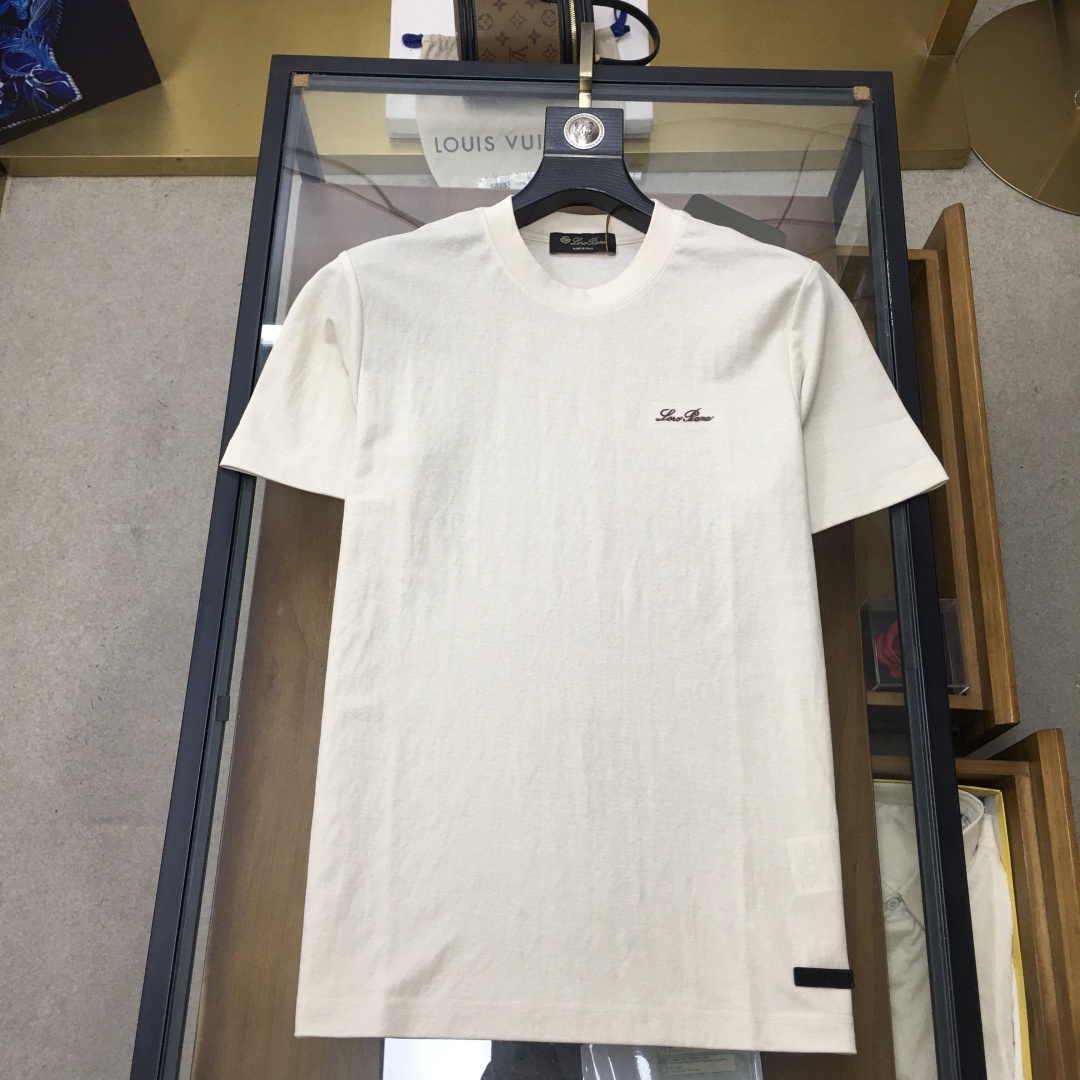 short sleeves