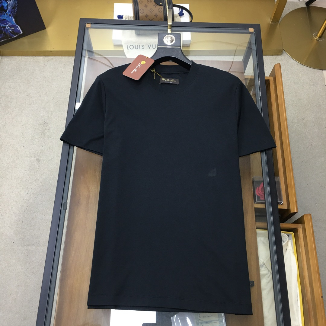 short sleeves