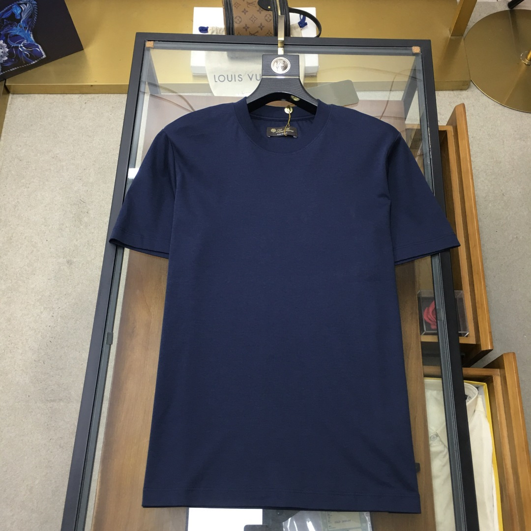 short sleeves