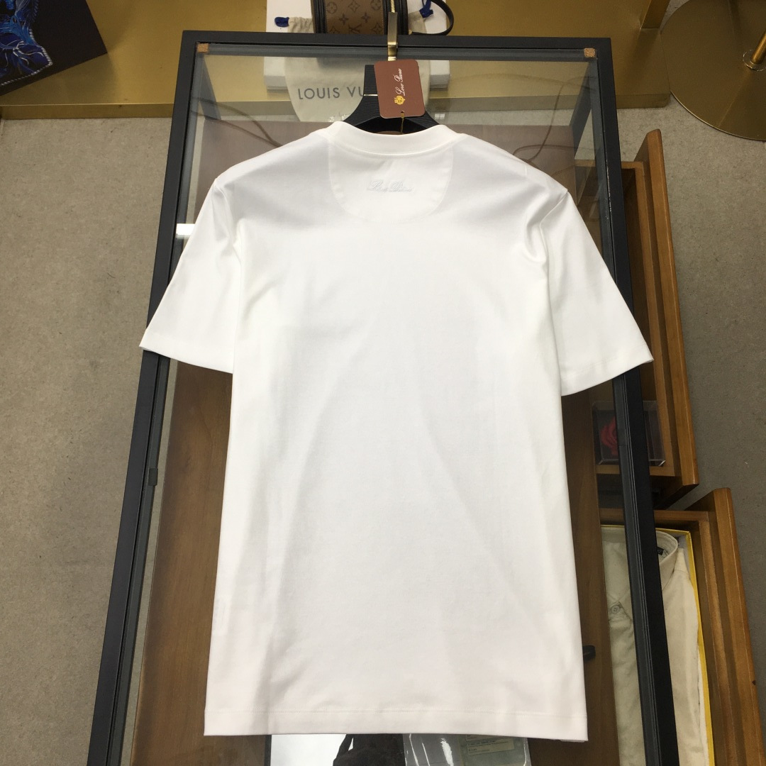 short sleeves