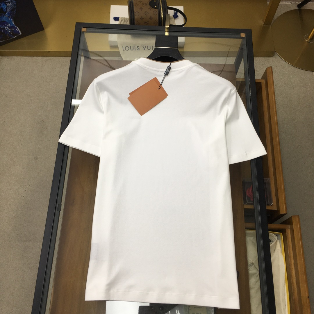 short sleeves