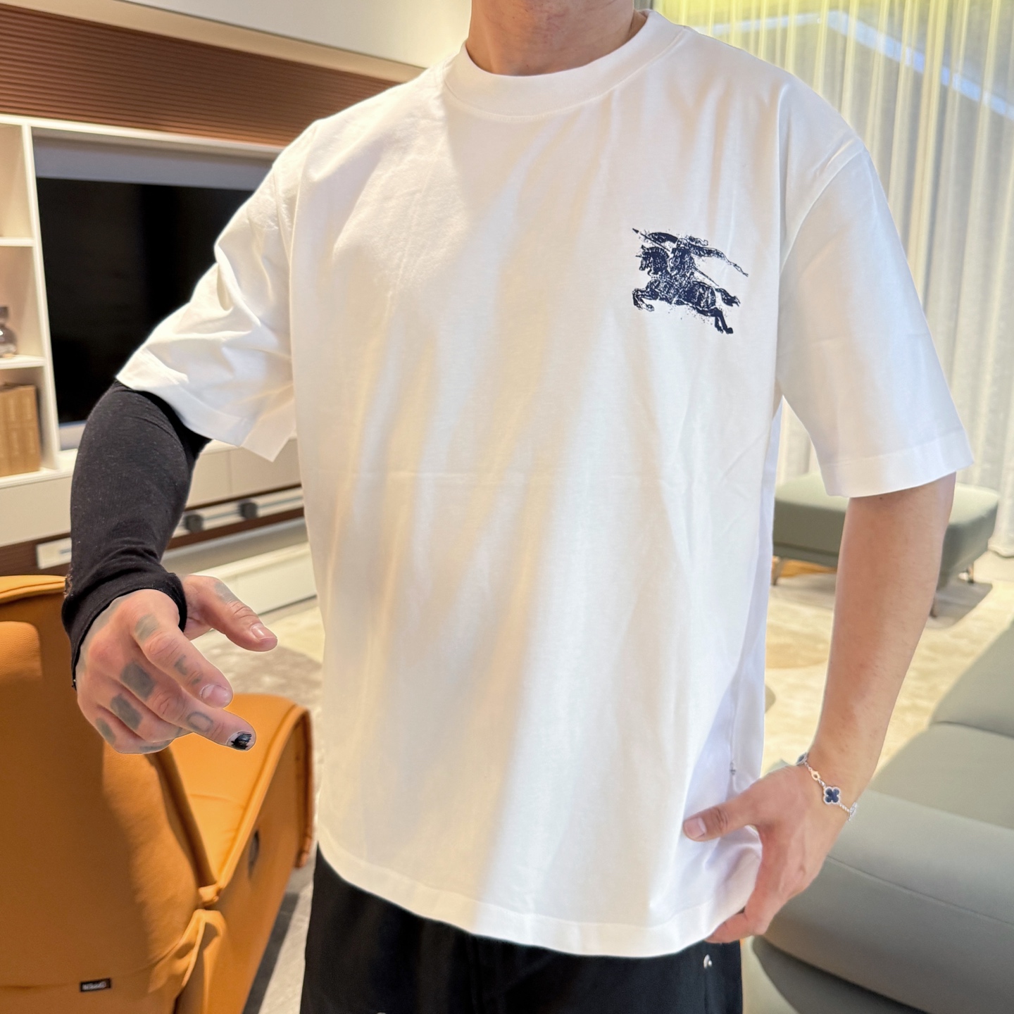 short sleeves