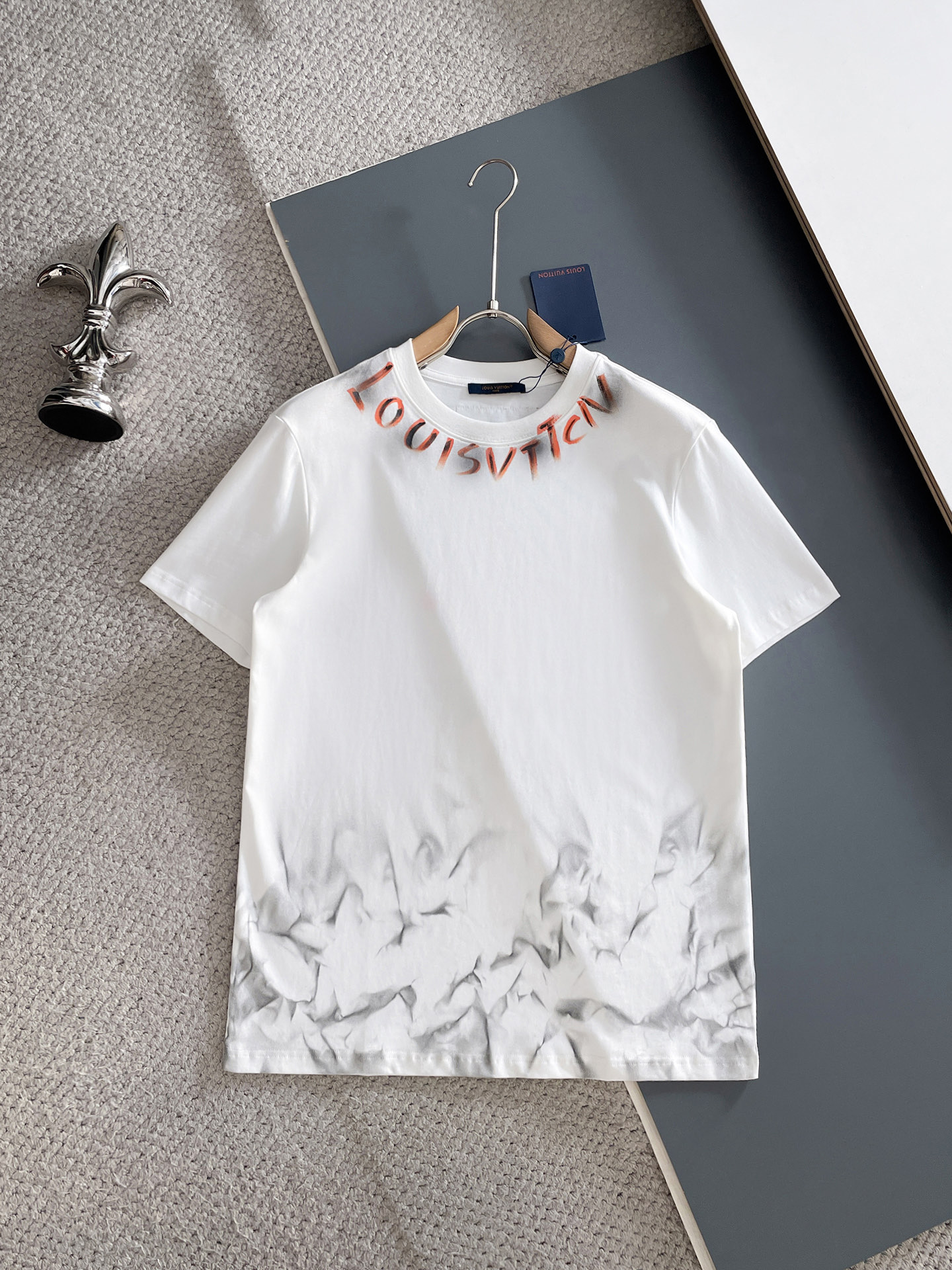 short sleeves