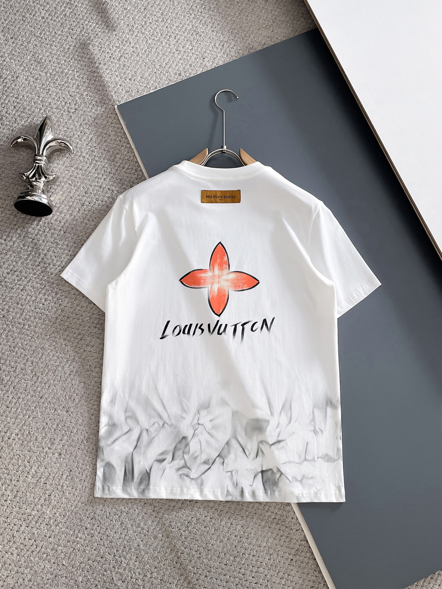 short sleeves