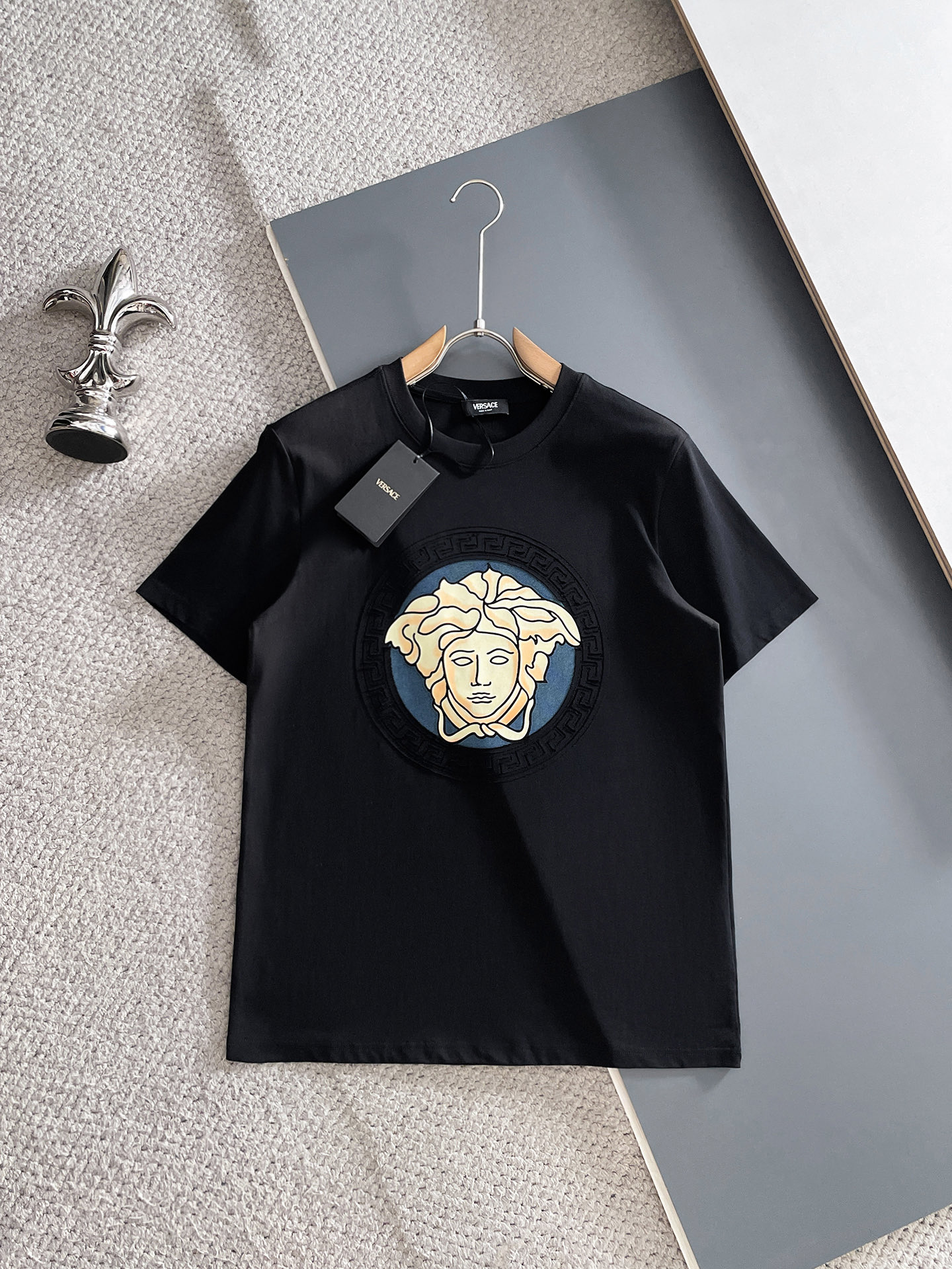 short sleeves