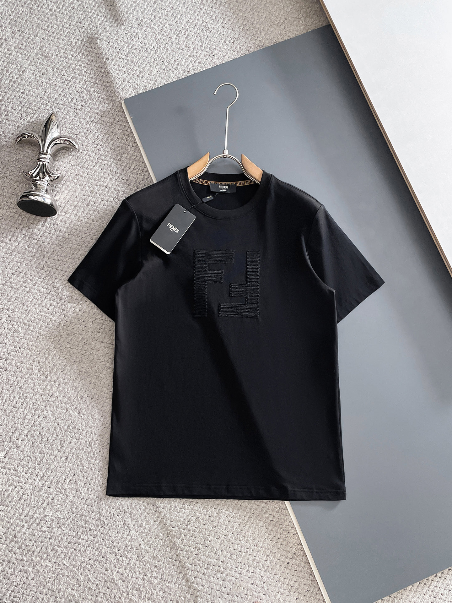 short sleeves