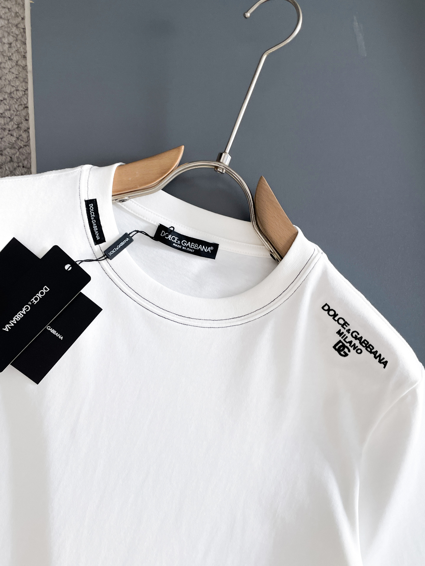 short sleeves
