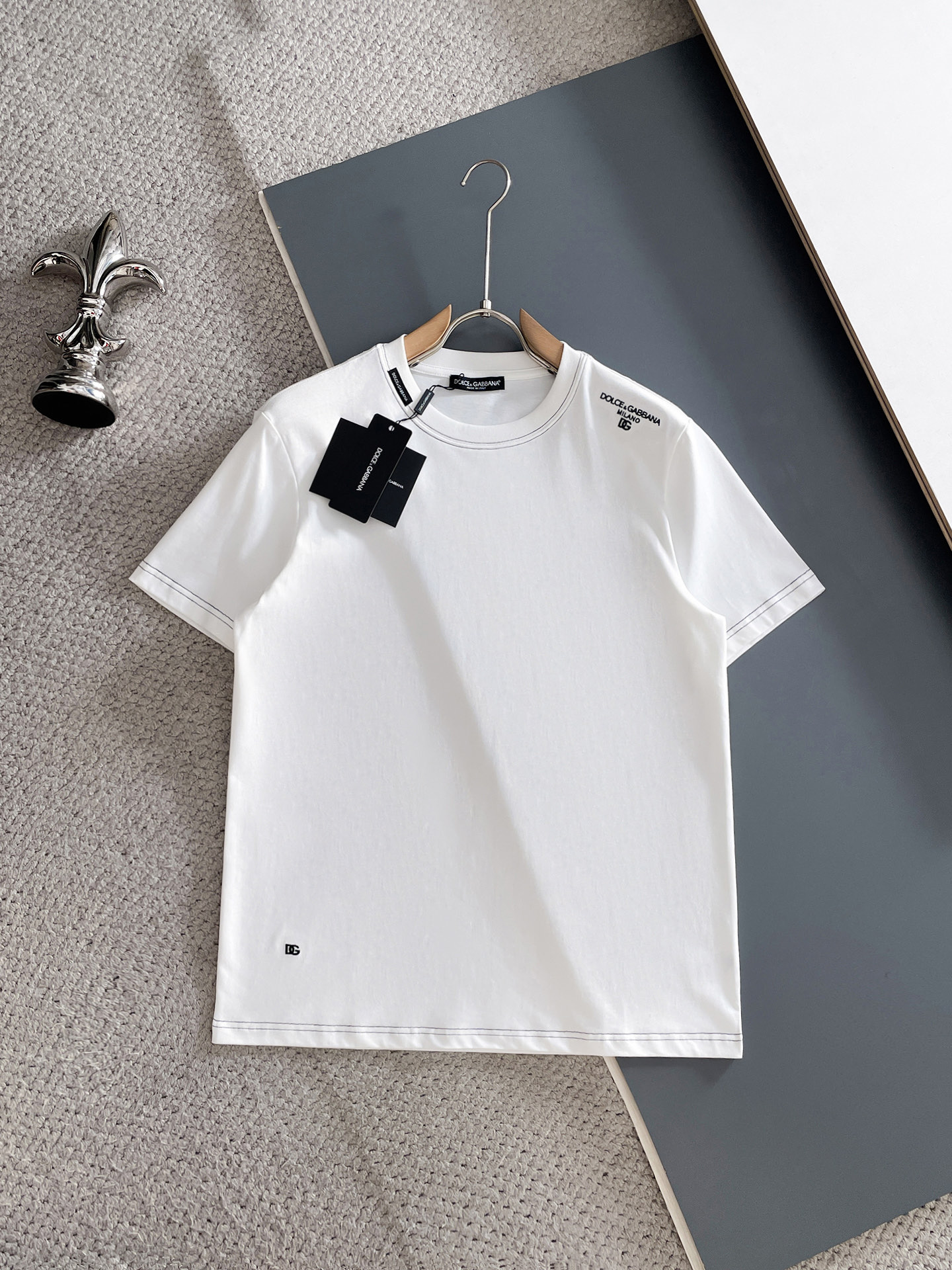short sleeves