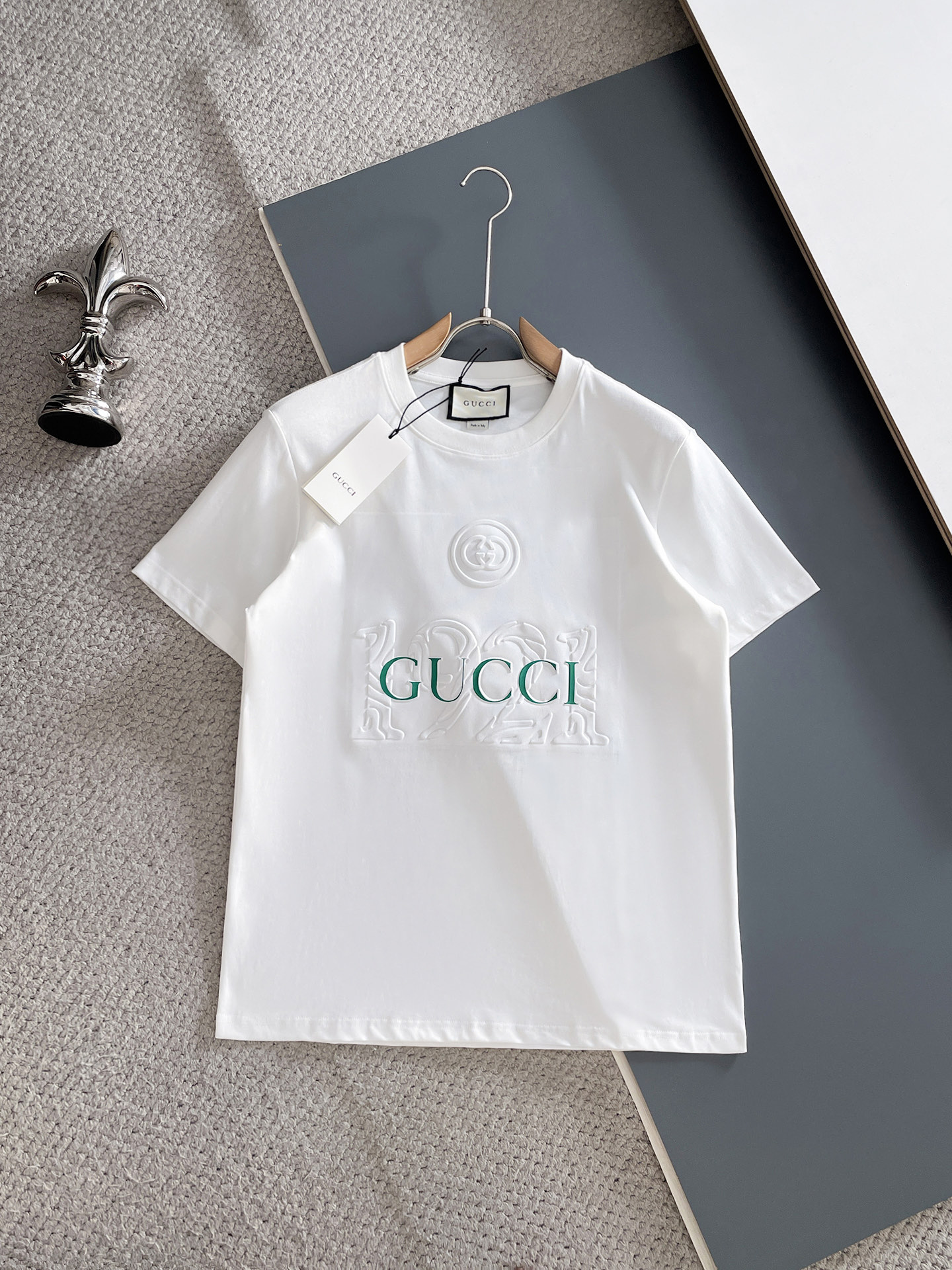 short sleeves