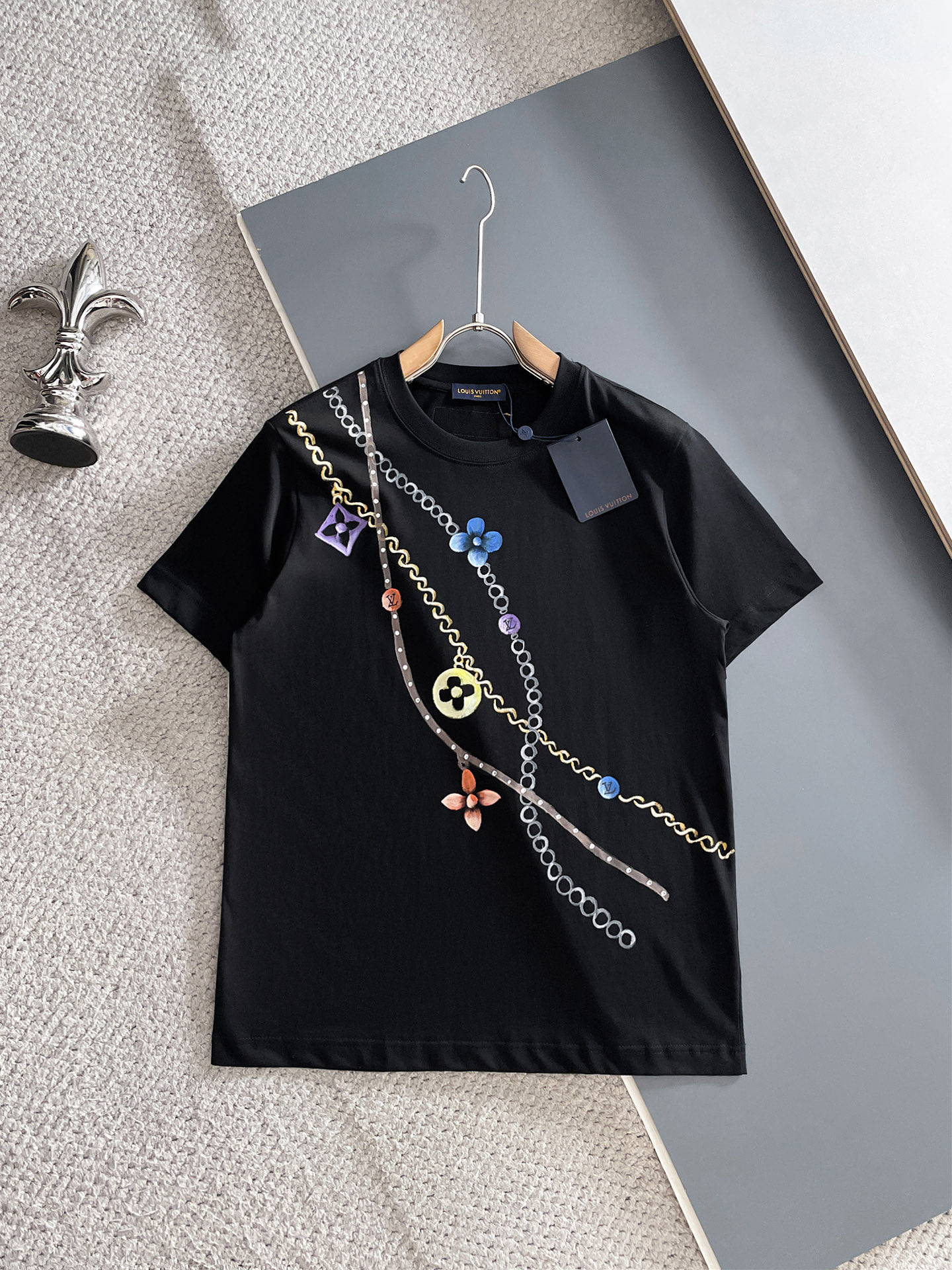 short sleeves