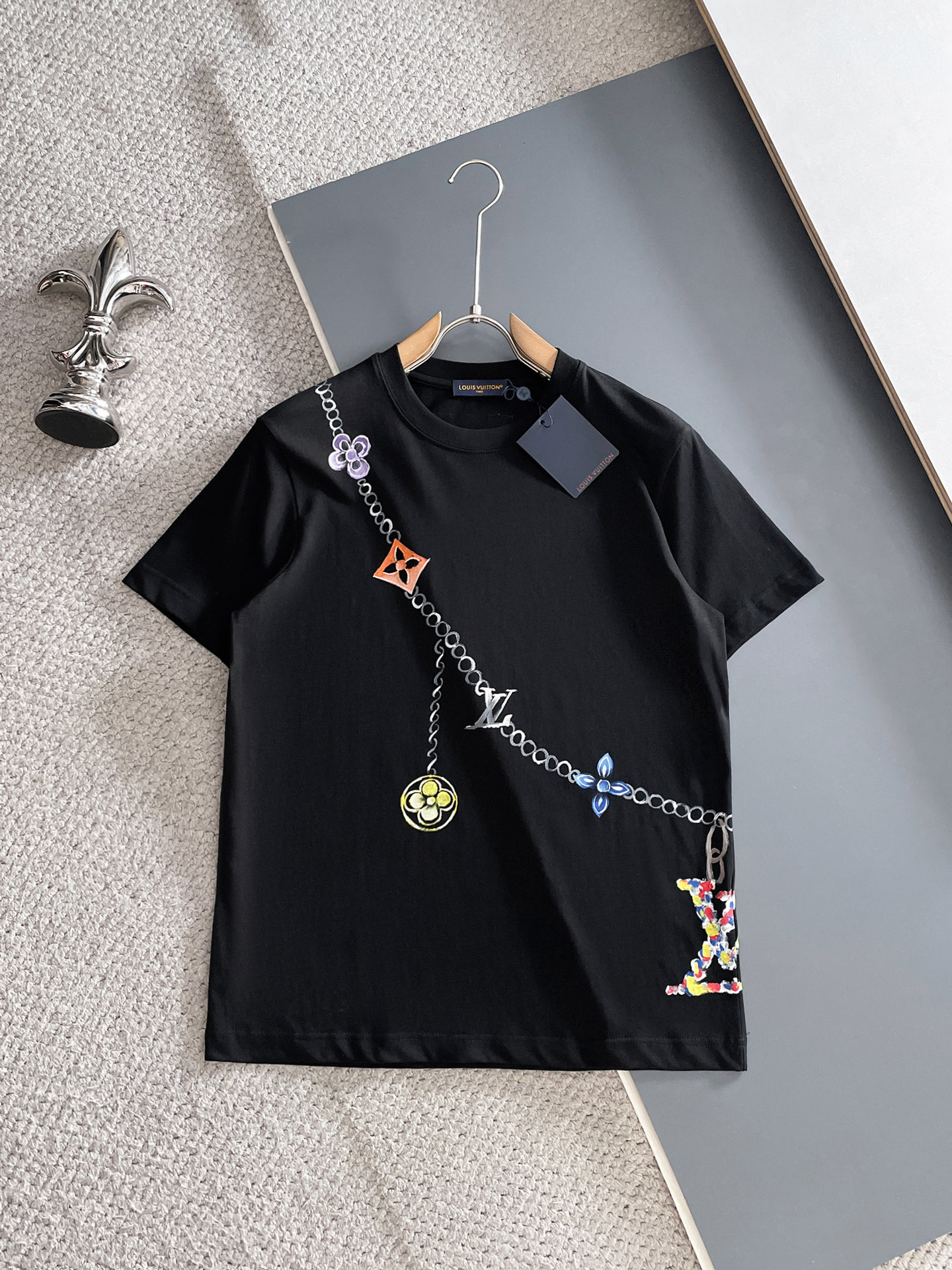 short sleeves