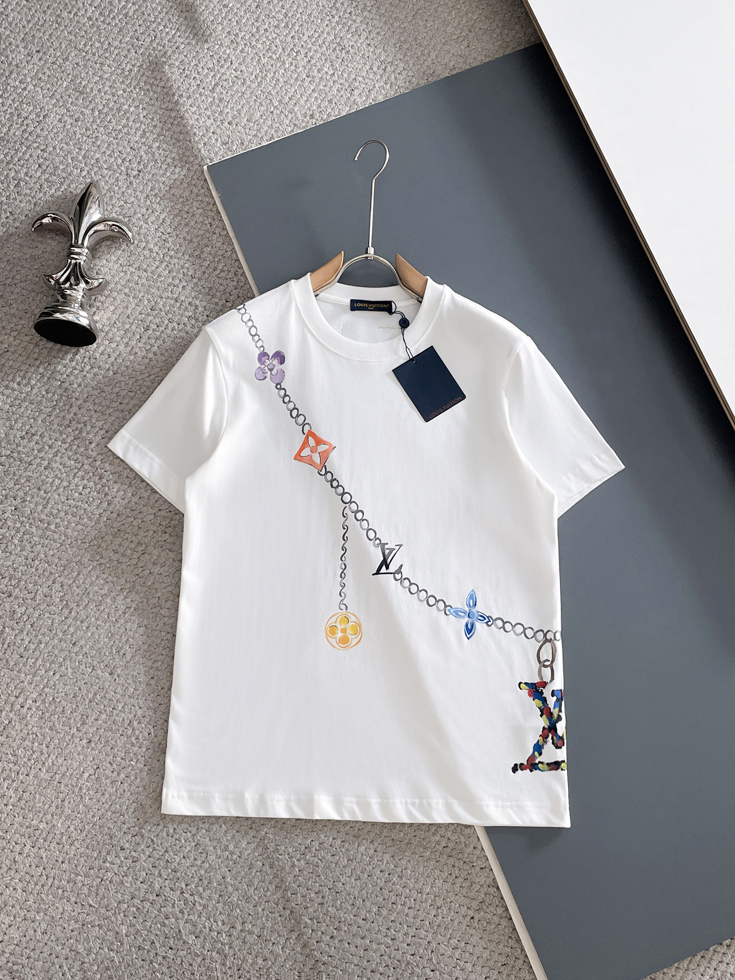 short sleeves