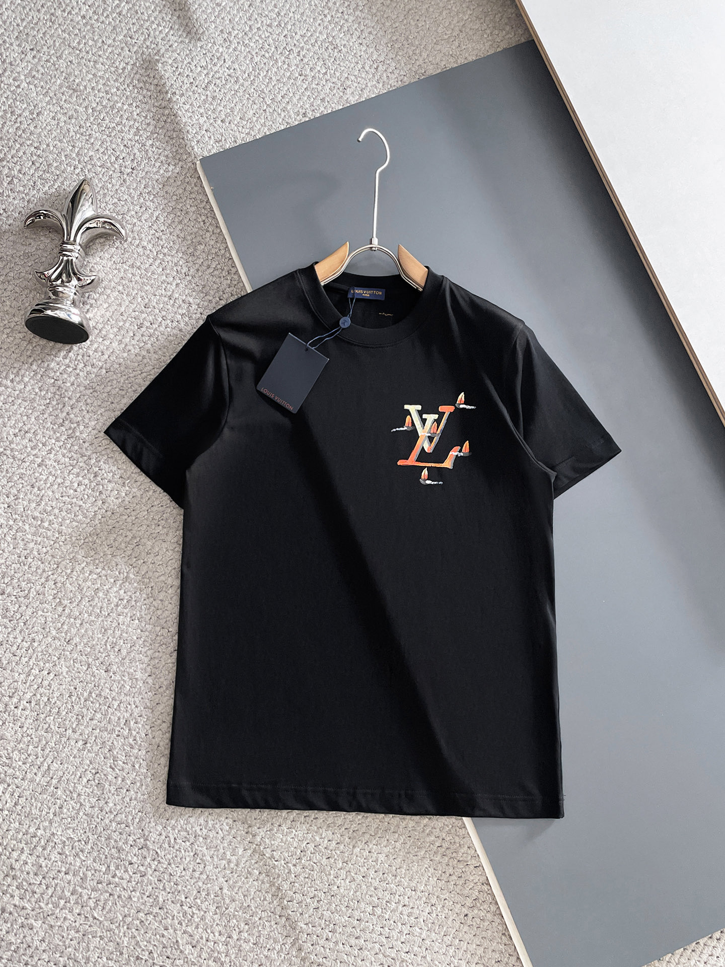 short sleeves