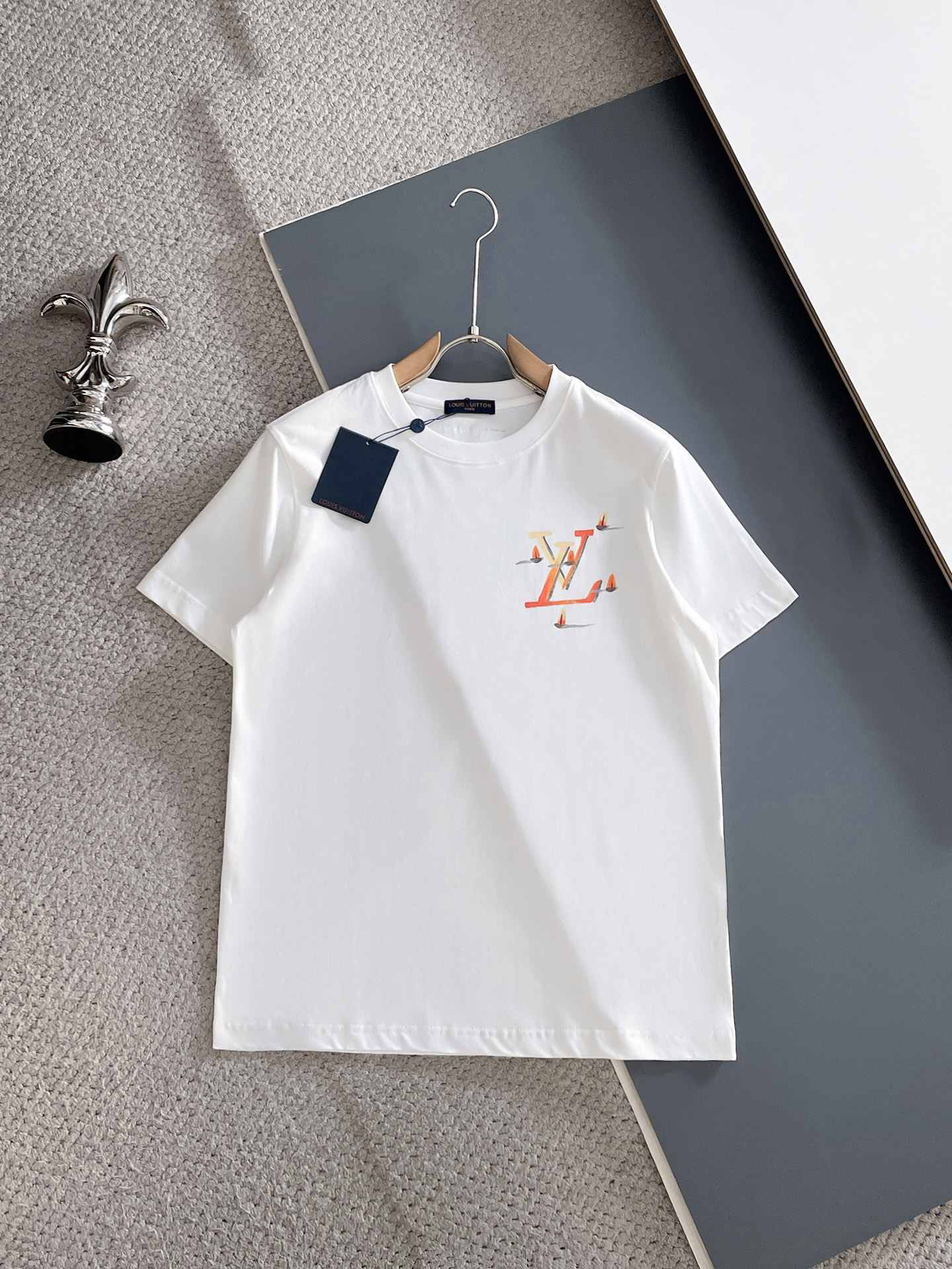 short sleeves